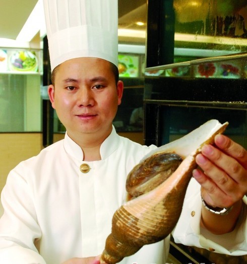 貓愛吃小店海鮮燒烤：【新莊|貓愛吃小店海鮮燒烤】食材商自營 高CP值海鮮原味燒烤上桌啦!!!（含完整菜單）