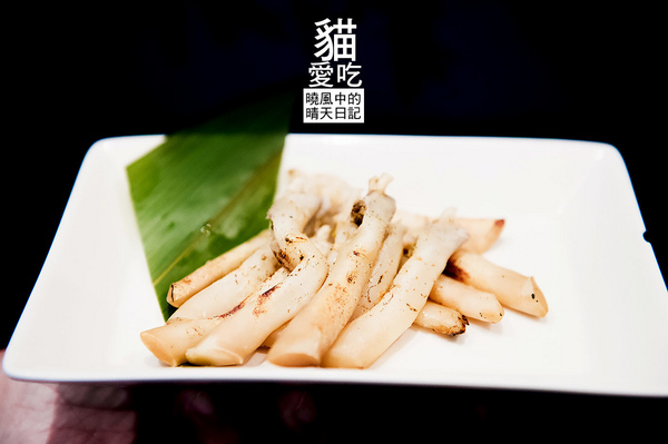 貓愛吃小店海鮮燒烤：【新莊|貓愛吃小店海鮮燒烤】食材商自營 高CP值海鮮原味燒烤上桌啦!!!（含完整菜單）