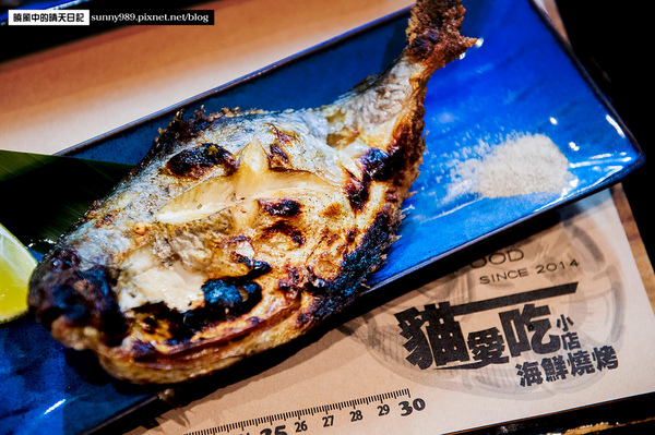 貓愛吃小店海鮮燒烤：【新莊|貓愛吃小店海鮮燒烤】食材商自營 高CP值海鮮原味燒烤上桌啦!!!（含完整菜單）