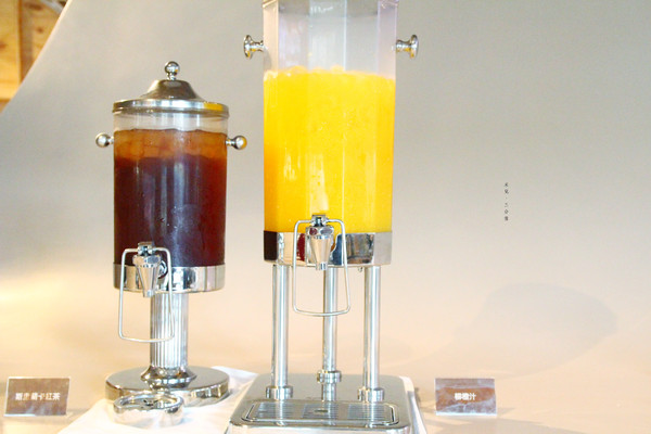 Money Jump 親食餐廳親子餐廳:【台北市內湖區。親子餐廳】Money Jump親食餐廳/親子餐廳 友善親子環境五星級料理百分百 米兒有小孩一定會帶去! 整個店都是大小孩的遊樂場