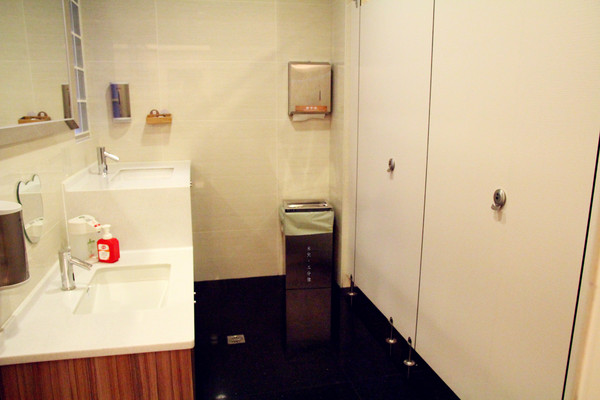 Money Jump 親食餐廳親子餐廳:【台北市內湖區。親子餐廳】Money Jump親食餐廳/親子餐廳 友善親子環境五星級料理百分百 米兒有小孩一定會帶去! 整個店都是大小孩的遊樂場