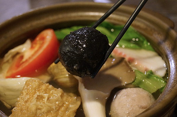 日高鍋物:【南投埔里】日高鍋物~滿足的雙人龍蝦海陸套餐,配PRIME等級的美國板腱牛和伊比利豬,超過癮!!