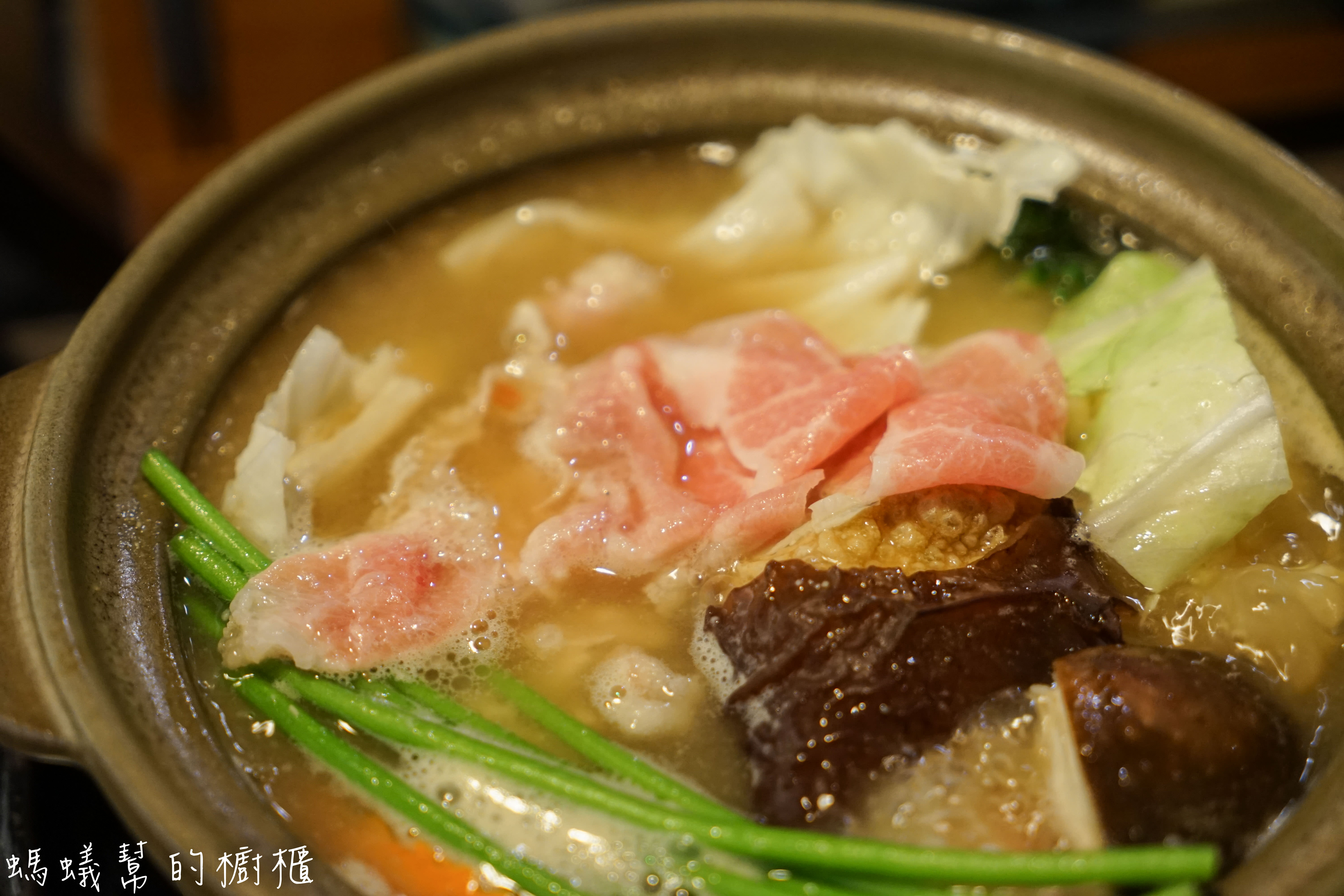 南投埔里日高鍋物|埔里日式鍋物，特色主打酒釀味噌湯，另有定食套餐，埔里聚餐吃鍋推薦。 - 螞蟻幫的櫥櫃