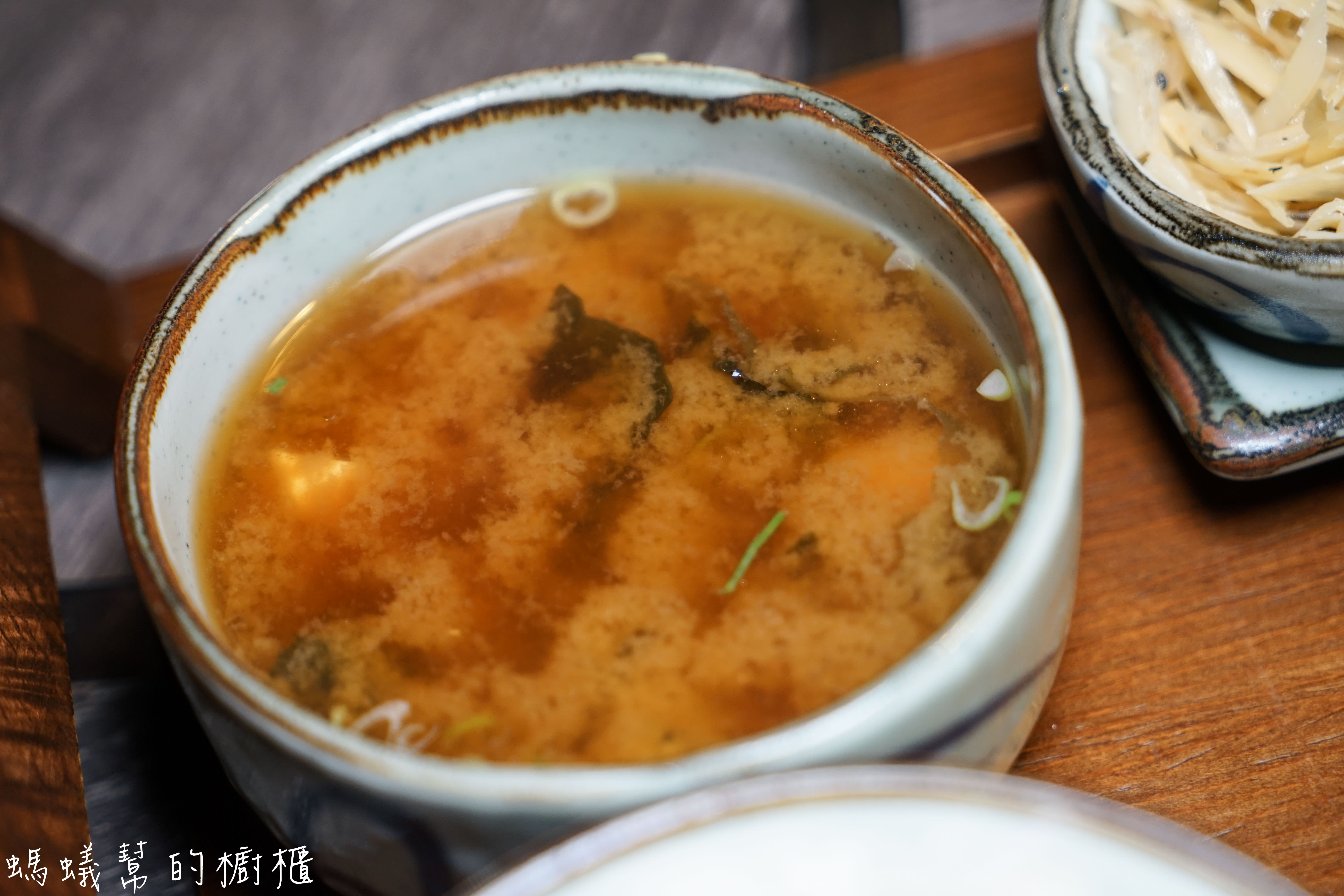 南投埔里日高鍋物|埔里日式鍋物，特色主打酒釀味噌湯，另有定食套餐，埔里聚餐吃鍋推薦。 - 螞蟻幫的櫥櫃