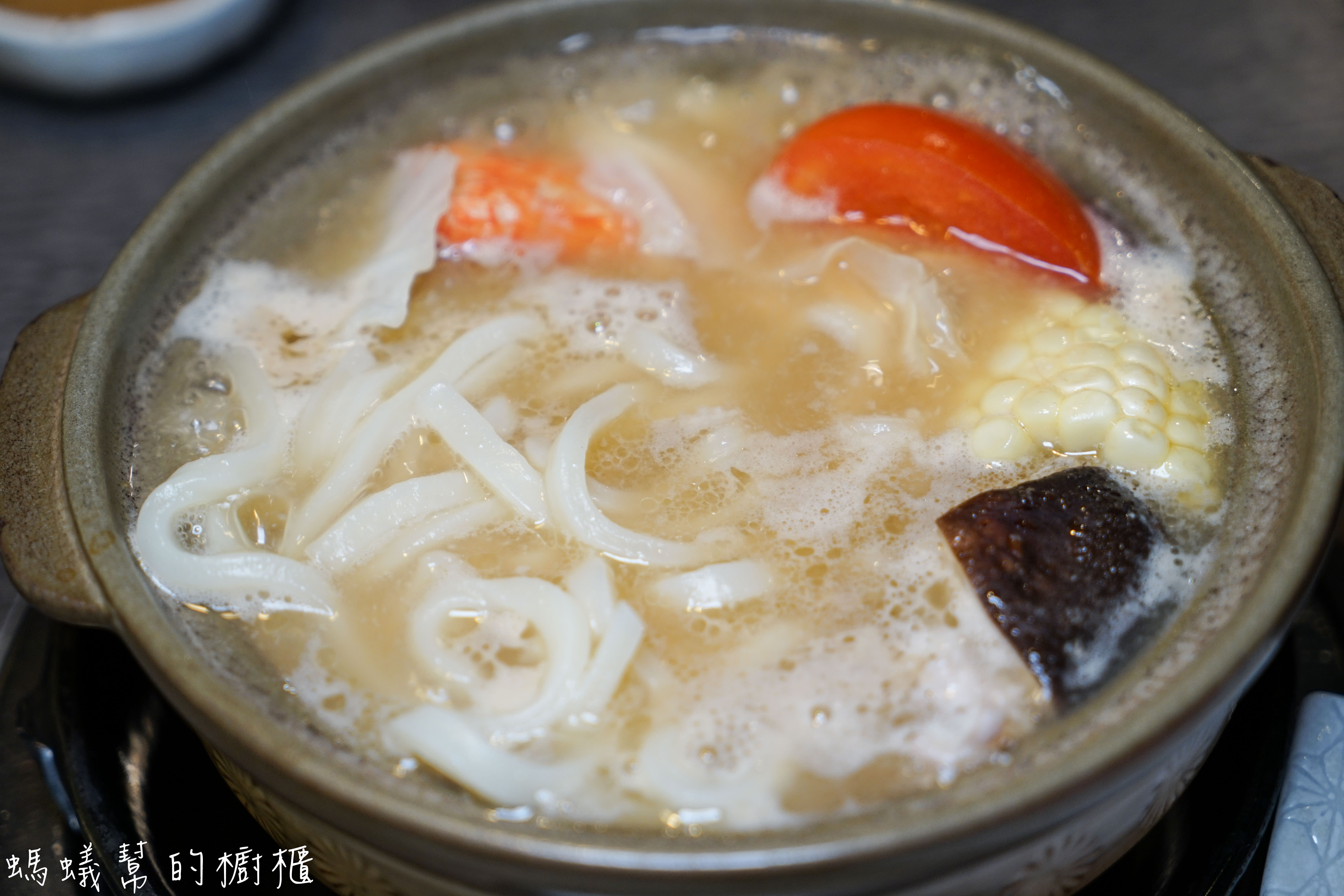 南投埔里日高鍋物|埔里日式鍋物，特色主打酒釀味噌湯，另有定食套餐，埔里聚餐吃鍋推薦。 - 螞蟻幫的櫥櫃