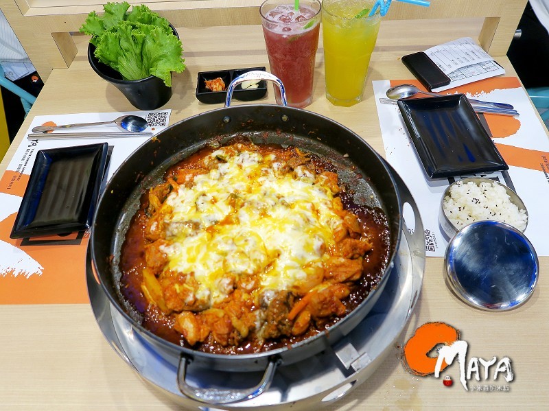 【新店｜捷運大評林站】OMAYA春川炒雞~超牽絲的春川炒雞搭牛排~超彭派可愛的棉花糖泡泡飲~♥