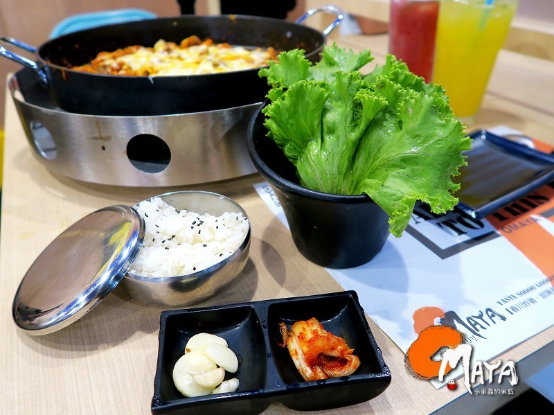 【新店｜捷運大評林站】OMAYA春川炒雞~超牽絲的春川炒雞搭牛排~超彭派可愛的棉花糖泡泡飲~♥