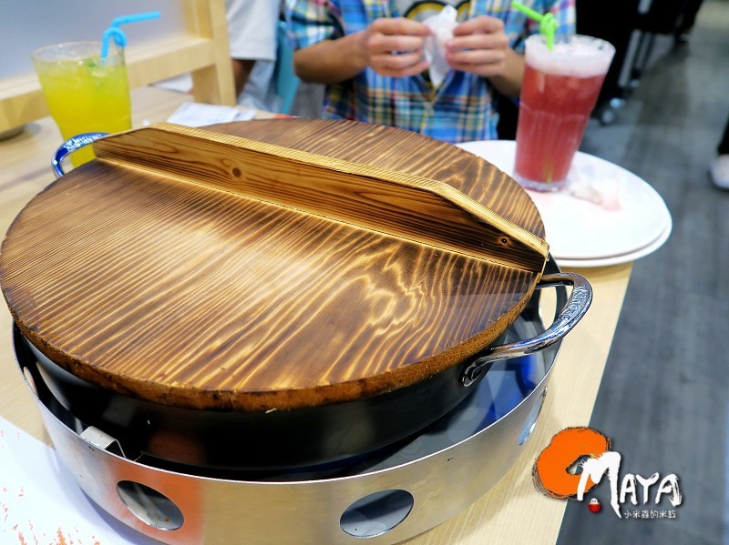 【新店｜捷運大評林站】OMAYA春川炒雞~超牽絲的春川炒雞搭牛排~超彭派可愛的棉花糖泡泡飲~♥