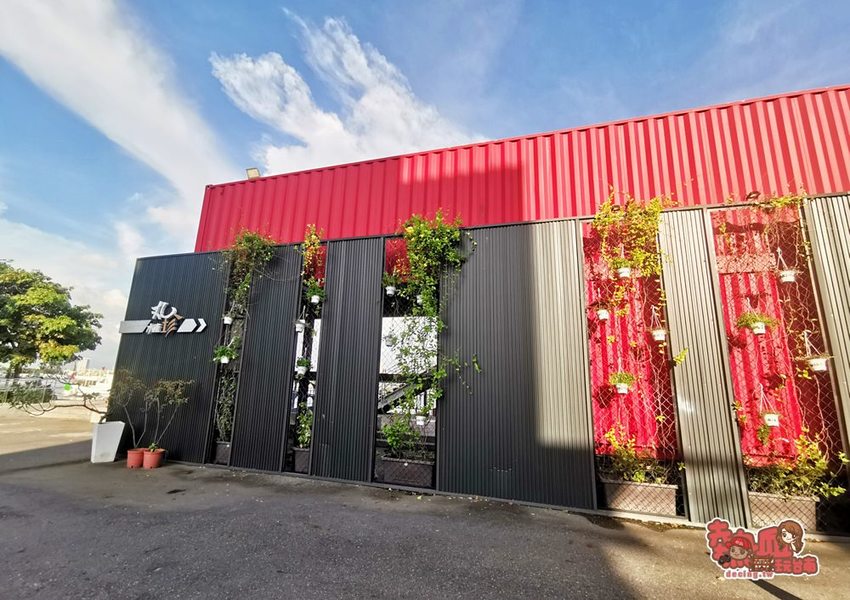 到底是逛魚市場還是吃海產!安平港直送的鮮味,節日慶生約會首選:丸珍水產 - 熱血玩台南。跳躍新世界