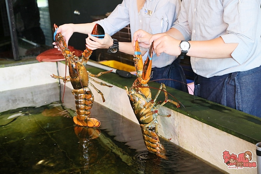 到底是逛魚市場還是吃海產!安平港直送的鮮味,節日慶生約會首選:丸珍水產 - 熱血玩台南。跳躍新世界