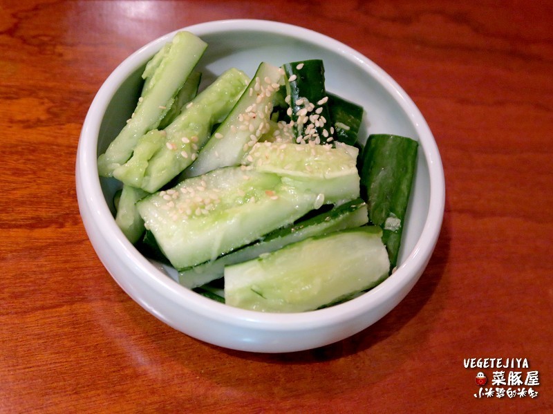 【捷運六張犁站】VEGETEJIYA菜豚屋(信義店)~來自日本的超強韓式烤肉,有機生菜免費吃到飽!!