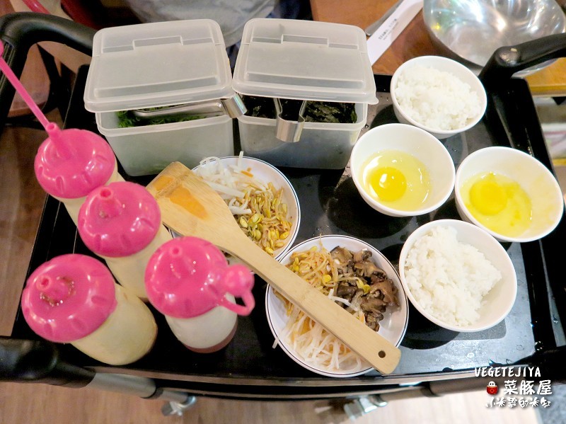【捷運六張犁站】VEGETEJIYA菜豚屋(信義店)~來自日本的超強韓式烤肉,有機生菜免費吃到飽!!