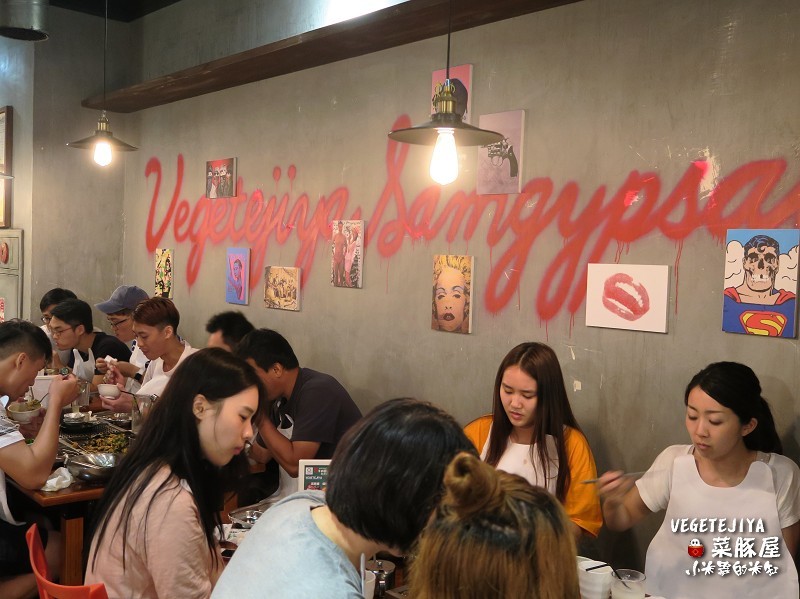 【捷運六張犁站】VEGETEJIYA菜豚屋(信義店)~來自日本的超強韓式烤肉,有機生菜免費吃到飽!!
