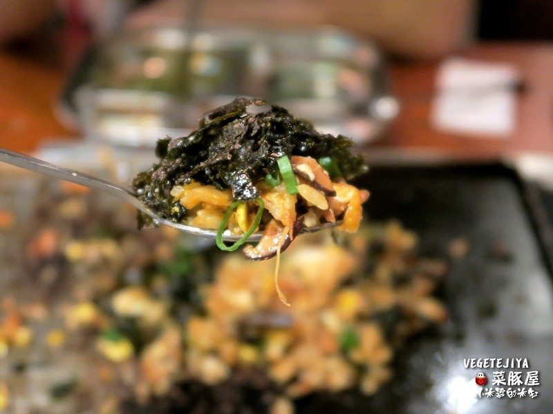 【捷運六張犁站】VEGETEJIYA菜豚屋(信義店)~來自日本的超強韓式烤肉,有機生菜免費吃到飽!!