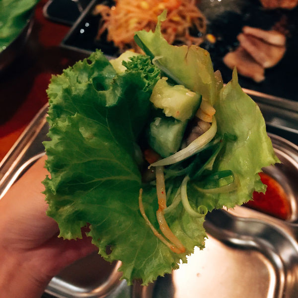 [台北信義美食]VEGETEJIYA菜豚屋(信義店) 日韓式烤肉 生菜包肉  上生三層肉 上等里肌肉 濟州御飯 豆腐湯鍋 六張犁站