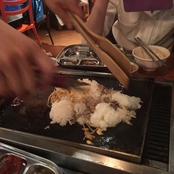 [台北信義美食]VEGETEJIYA菜豚屋(信義店) 日韓式烤肉 生菜包肉  上生三層肉 上等里肌肉 濟州御飯 豆腐湯鍋 六張犁站