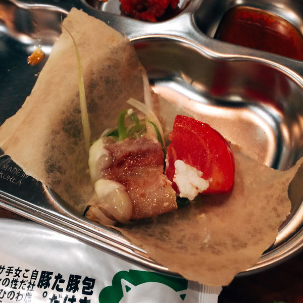 [台北信義美食]VEGETEJIYA菜豚屋(信義店) 日韓式烤肉 生菜包肉  上生三層肉 上等里肌肉 濟州御飯 豆腐湯鍋 六張犁站