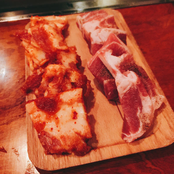 [台北信義美食]VEGETEJIYA菜豚屋(信義店) 日韓式烤肉 生菜包肉  上生三層肉 上等里肌肉 濟州御飯 豆腐湯鍋 六張犁站