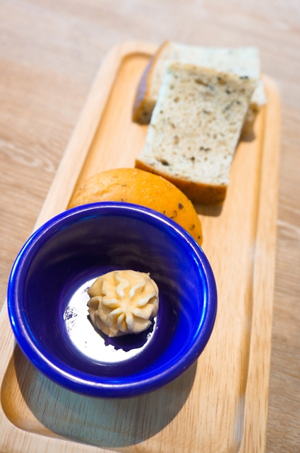 【台北內湖區】Money Jump親食親子餐廳。夢幻的旋轉木馬、紅點文旅溜滑梯、球池、五星級主廚餐點