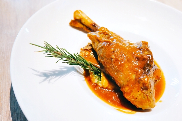 【台北內湖區】Money Jump親食親子餐廳。夢幻的旋轉木馬、紅點文旅溜滑梯、球池、五星級主廚餐點