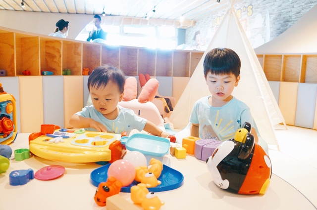 【台北內湖區】Money Jump親食親子餐廳。夢幻的旋轉木馬、紅點文旅溜滑梯、球池、五星級主廚餐點