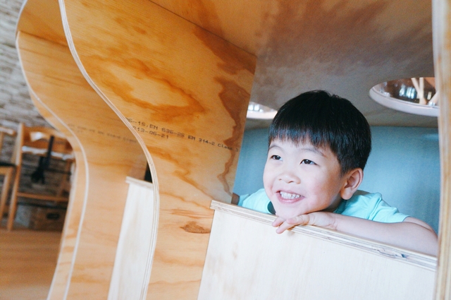 【台北內湖區】Money Jump親食親子餐廳。夢幻的旋轉木馬、紅點文旅溜滑梯、球池、五星級主廚餐點