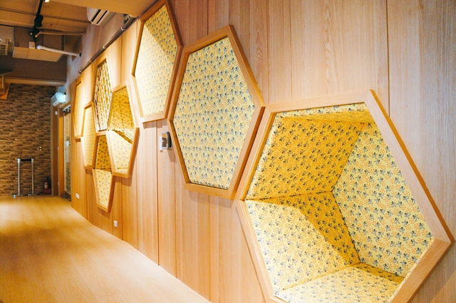 【台北內湖區】Money Jump親食親子餐廳。夢幻的旋轉木馬、紅點文旅溜滑梯、球池、五星級主廚餐點