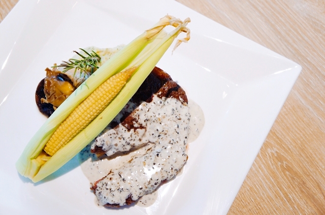 【台北內湖區】Money Jump親食親子餐廳。夢幻的旋轉木馬、紅點文旅溜滑梯、球池、五星級主廚餐點