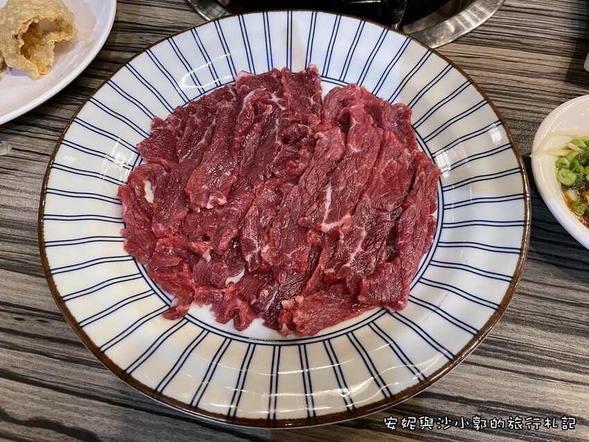 【台南牛肉鍋】這次不再錯過台南美食  老饕必吃溫體牛肉鍋  「鴻牛溫體牛肉火鍋」  鮮美牛肉每天從善化市場