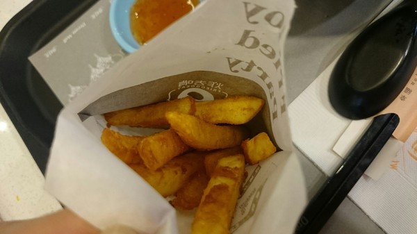 炸去啃：夢時代~去啃chicken 創意丼飯炸物