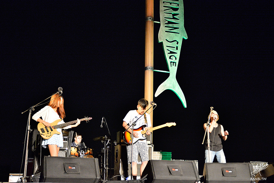 淡水漁人舞台-漁人碼頭夕陽 河岸搖滾音樂 烤魚生啤酒 TAI_2717