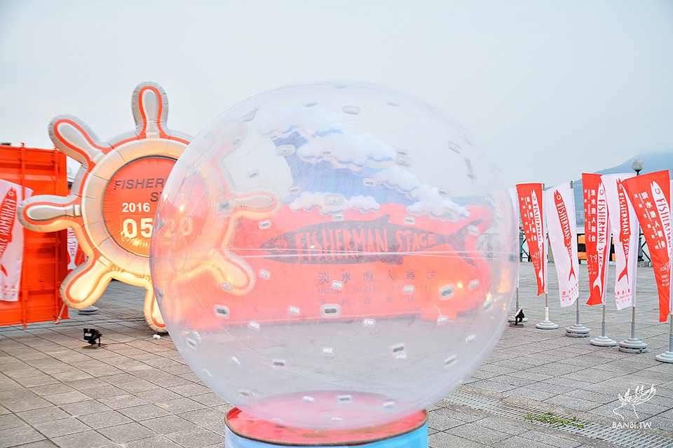 淡水漁人舞台-漁人碼頭夕陽 河岸搖滾音樂 烤魚生啤酒 TAI_2626