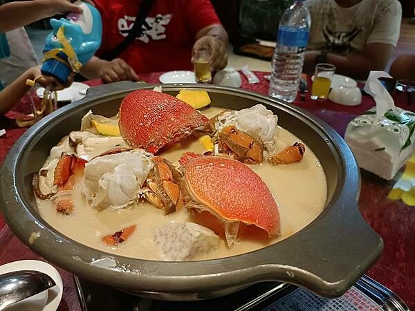 /tmp/phpbirgtL /tmp/phpbirgtL