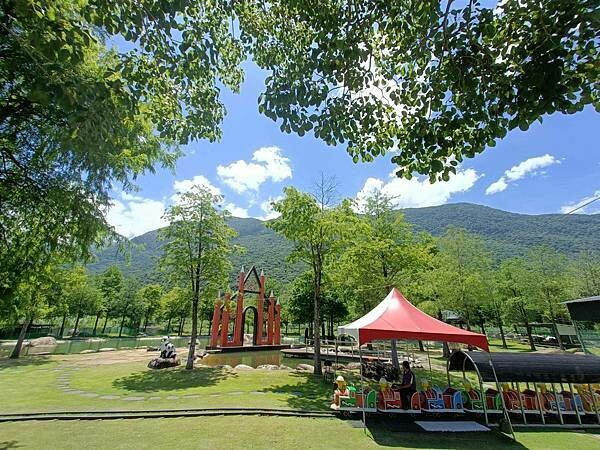 /tmp/phpNGP2xL /tmp/phpNGP2xL