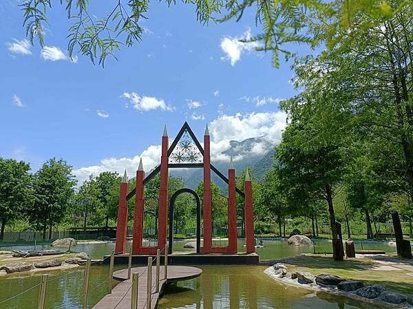 /tmp/phprkCLDB /tmp/phprkCLDB