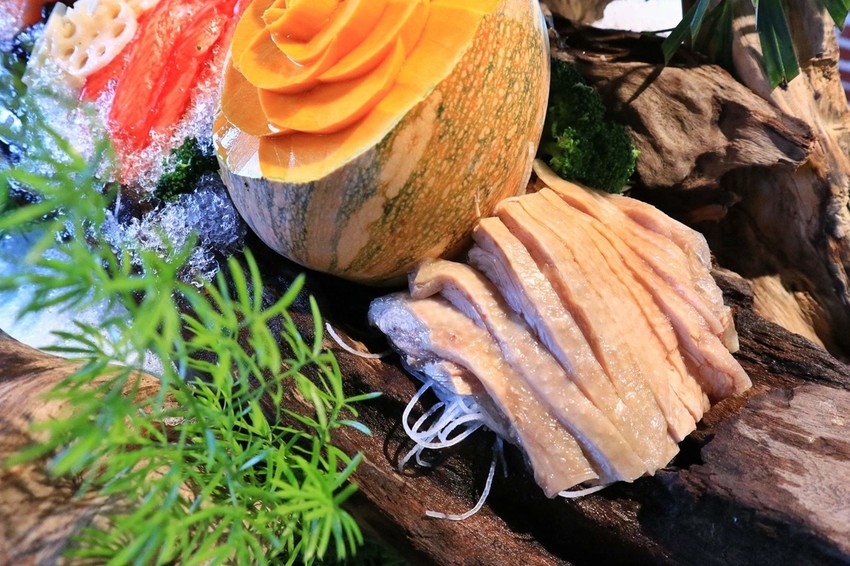 洄瀾灣景觀餐廳