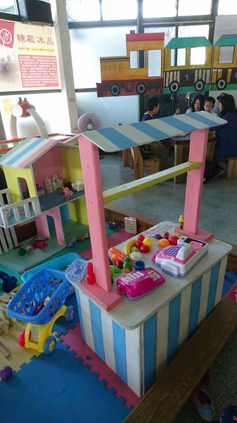 糖廍特色火鍋咖啡:高雄~糖廍特色火鍋咖啡~必吃可愛熊貓兒童餐~沙坑.溜滑梯.遊戲區小朋友玩的不亦樂乎~親子餐廳 聚餐的好地方~