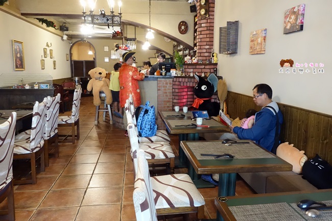 貓町 店內環境 菜單 (13).JPG
