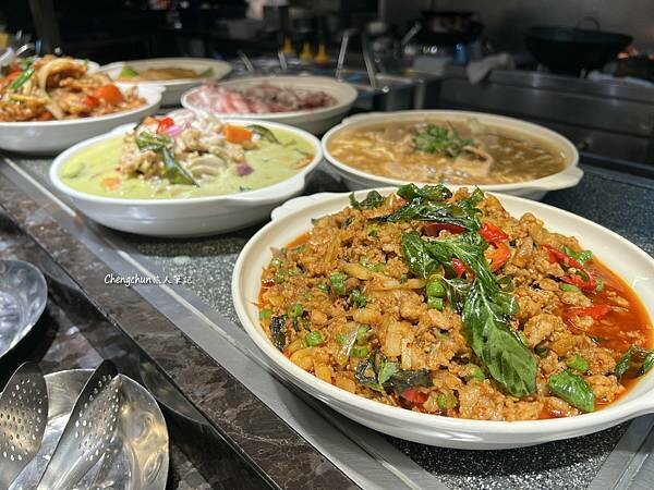 台北吃到飽【豐 FOOD 海陸百匯】假日限定大干貝、烤生蠔放