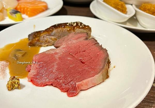 台北吃到飽【豐 FOOD 海陸百匯】假日限定大干貝、烤生蠔放
