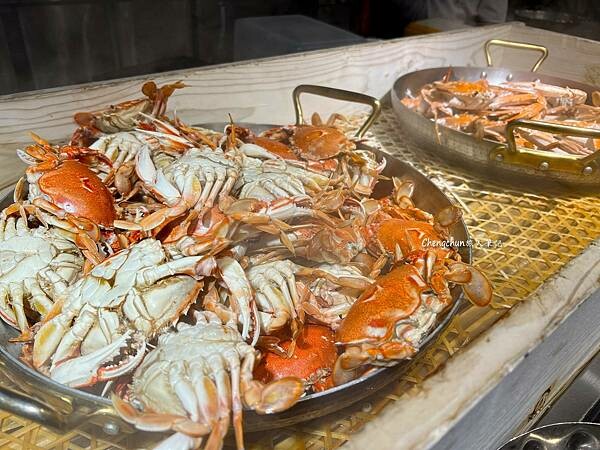 台北吃到飽【豐 FOOD 海陸百匯】假日限定大干貝、烤生蠔放