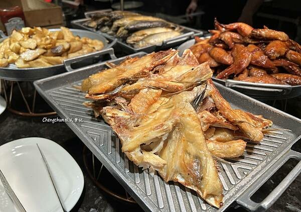 台北吃到飽【豐 FOOD 海陸百匯】假日限定大干貝、烤生蠔放