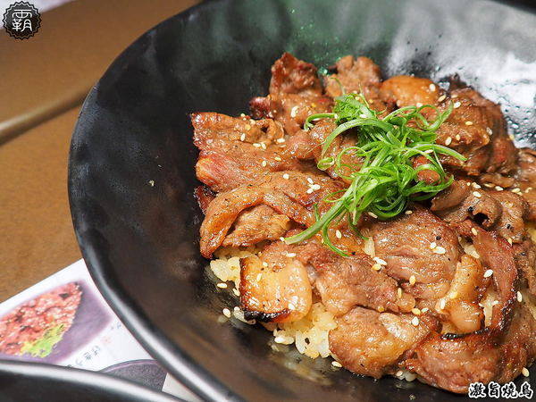 激旨燒鳥二店： 激旨燒鳥逢甲超夯串燒，多了燒肉丼飯，還有整柱SAPPORO可以點~