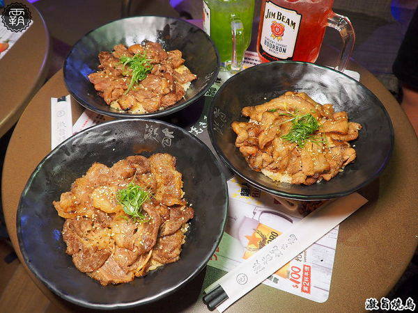 激旨燒鳥二店： 激旨燒鳥逢甲超夯串燒，多了燒肉丼飯，還有整柱SAPPORO可以點~