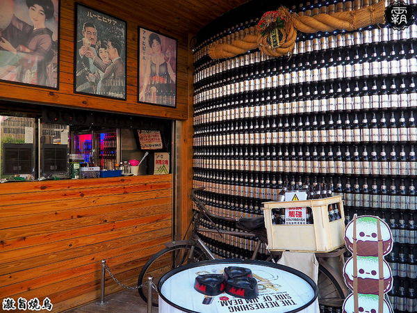 激旨燒鳥二店： 激旨燒鳥逢甲超夯串燒，多了燒肉丼飯，還有整柱SAPPORO可以點~