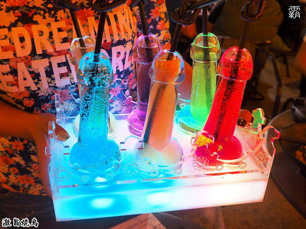 激旨燒鳥二店： 激旨燒鳥逢甲超夯串燒，多了燒肉丼飯，還有整柱SAPPORO可以點~