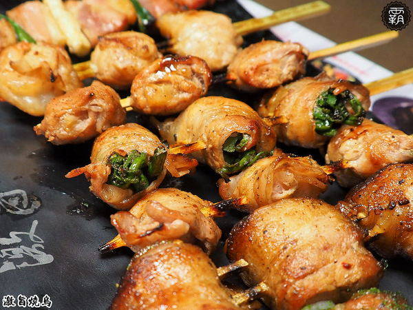 激旨燒鳥二店： 激旨燒鳥逢甲超夯串燒，多了燒肉丼飯，還有整柱SAPPORO可以點~