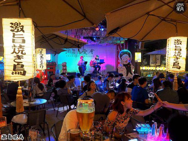 激旨燒鳥二店： 激旨燒鳥逢甲超夯串燒，多了燒肉丼飯，還有整柱SAPPORO可以點~