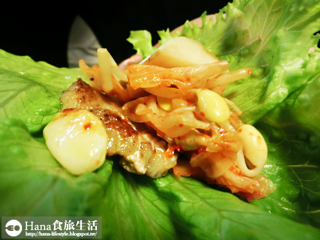 【台北大安】八色烤肉 palsaik | 韓國第一品牌 八種味道五花豬肉 吃到後面有點油膩 生菜、沙拉、泡菜吃到飽 起司炒飯必點