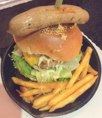 『GARY BEE 69 中壢店』大漢堡份量超驚人滴